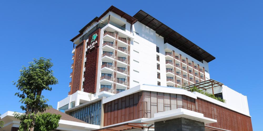 Illira Hotel Banyuwangi Бануванги Екстериор снимка